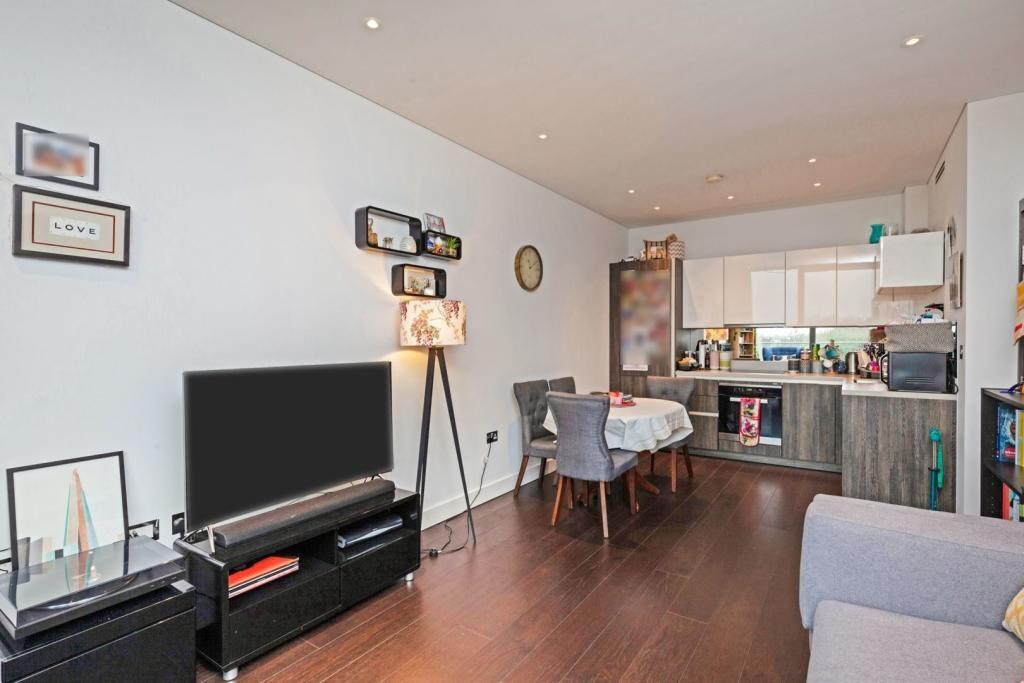 Apartment in London - View 4