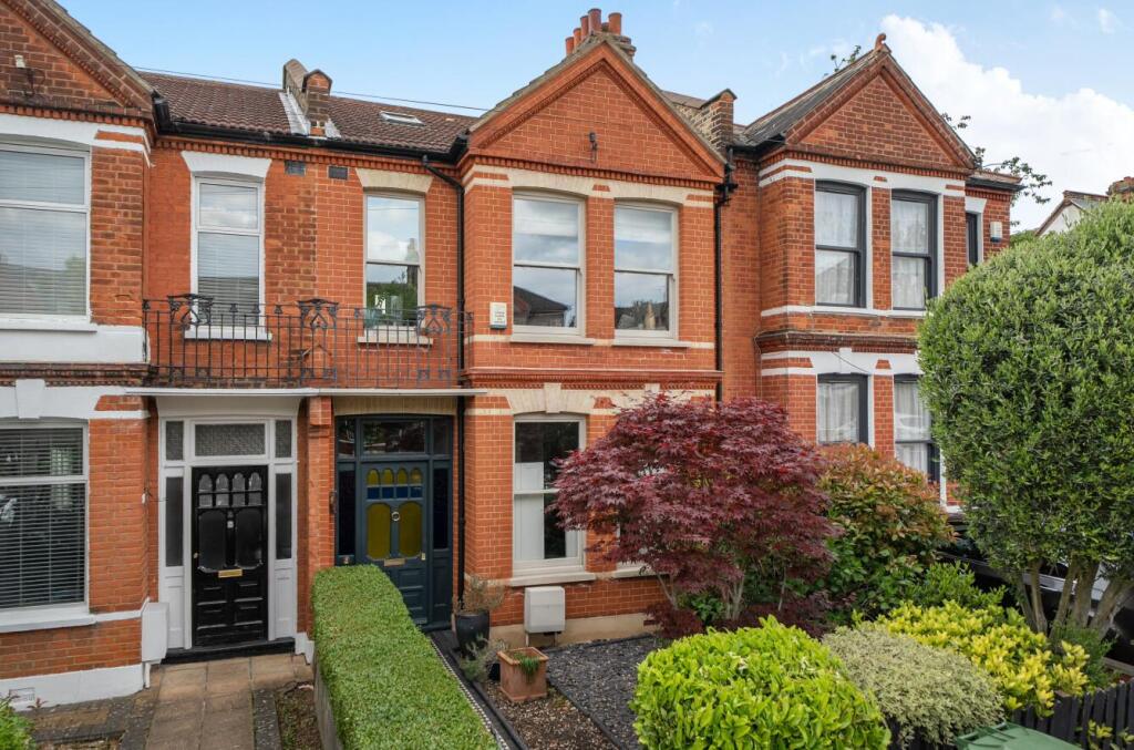 Main image of property: Merchiston Road, London, SE6 1SH