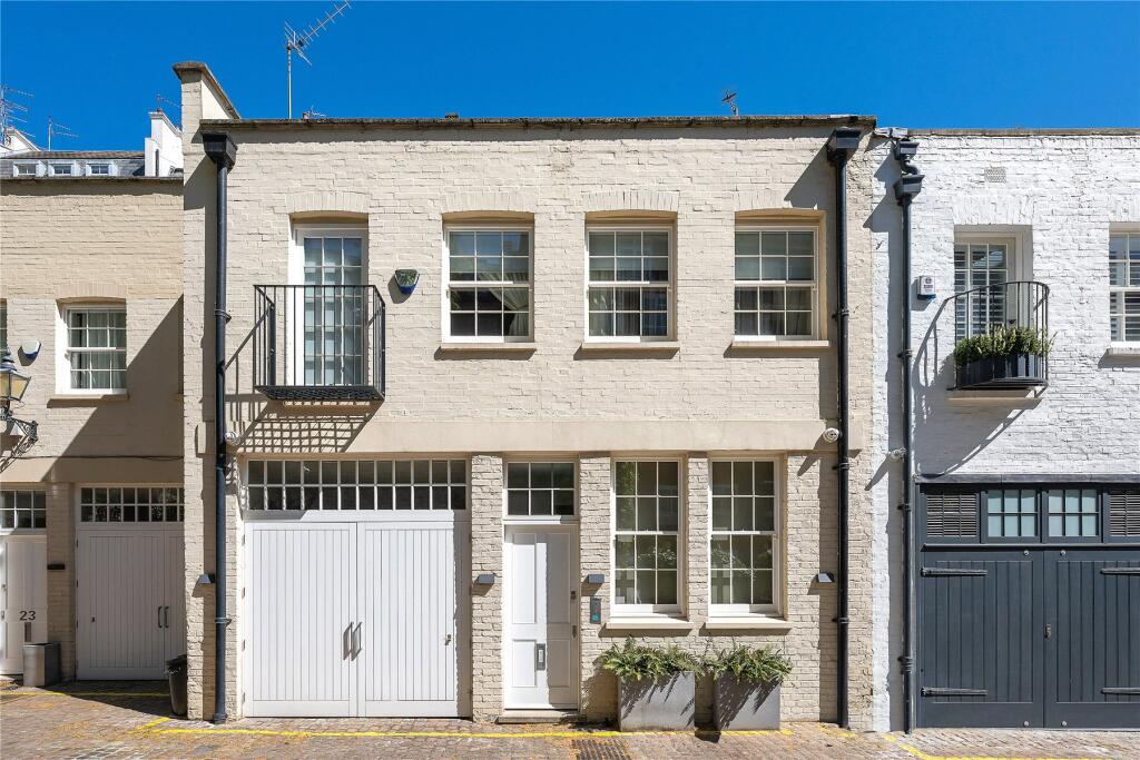 Main image of property: Queen's Gate Mews, South Kensington, London, SW7