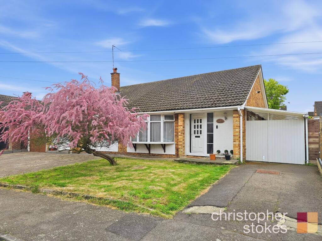 Main image of property: Bonney Grove, Goffs Oak, Waltham Cross, Hertfordshire, EN7 5LS