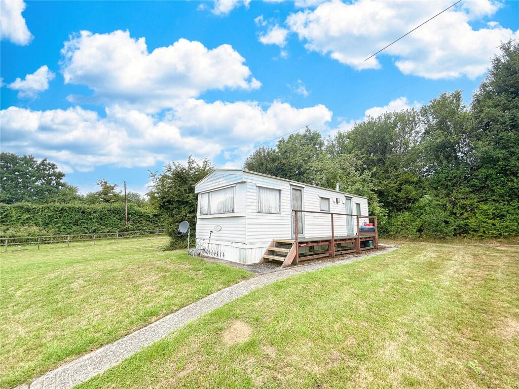 Main image of property: Jarves Farm, White Wood Lane, South Godstone, RH9