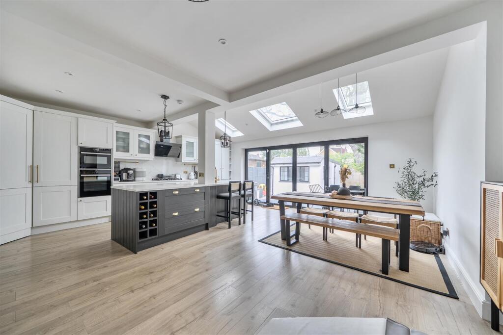 Widmore Lodge Road, Bromley photo 4