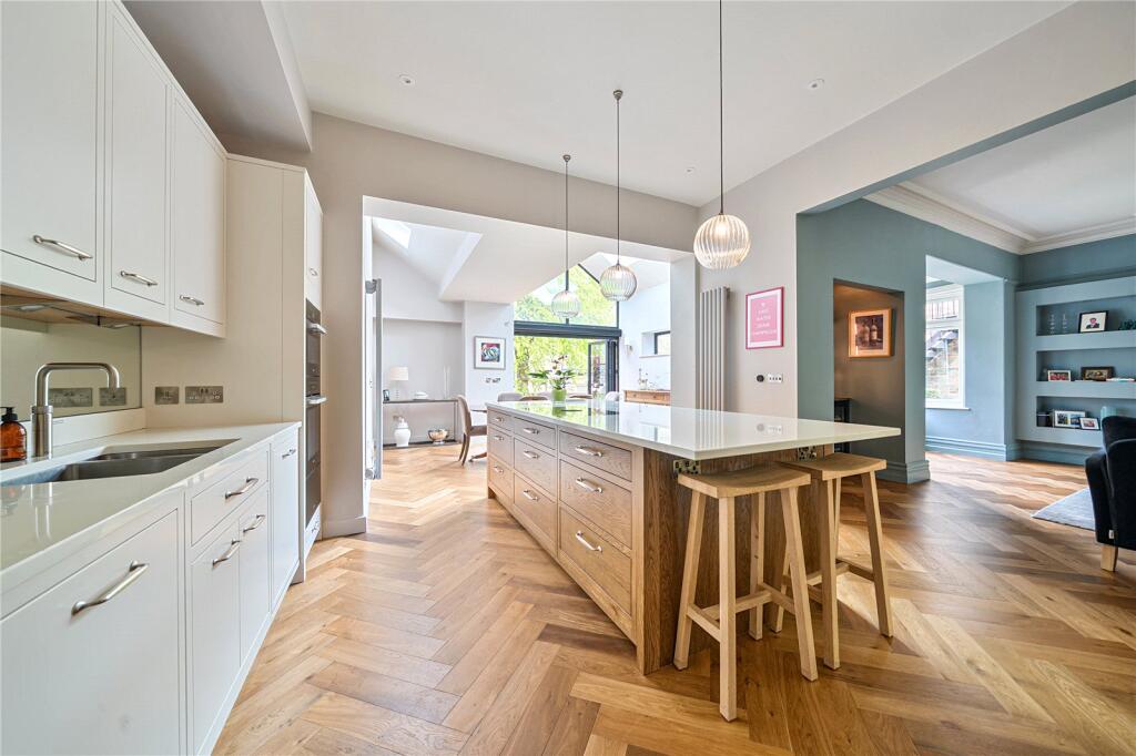 Langcliffe Avenue, Harrogate, HG2 - View 2