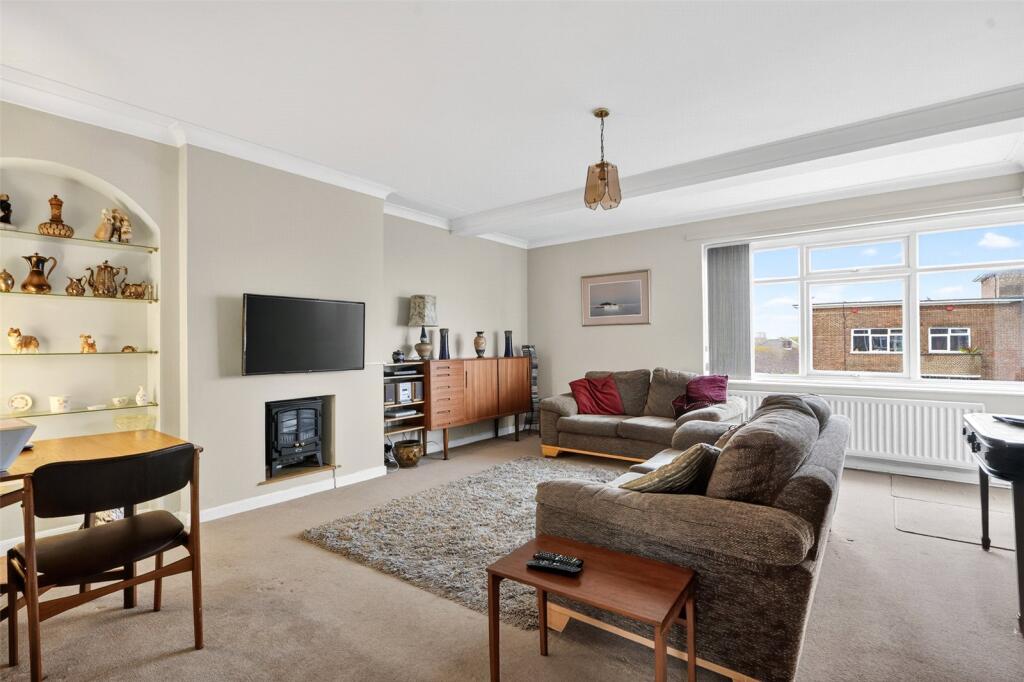 Apartment in Worthing, West Worthing - View 3