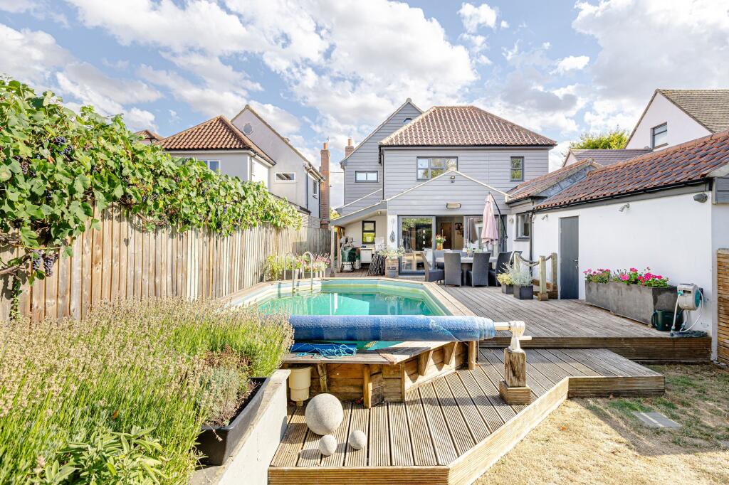 House in Cambridge - View 2