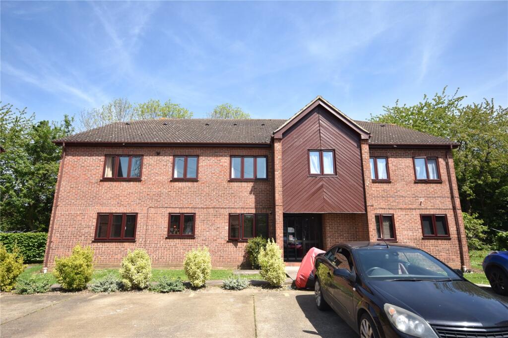 Main image of property: Dormer Close, Aylesbury, HP21