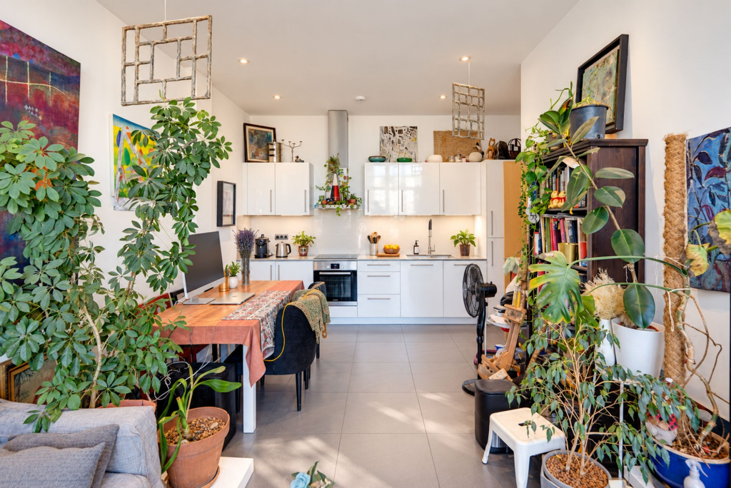 Apartment in London - View 3