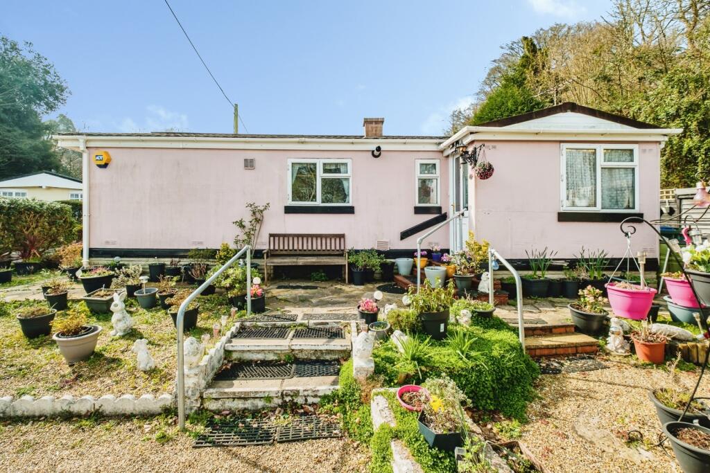 Bostal Road, Steyning, West Sussex, BN44