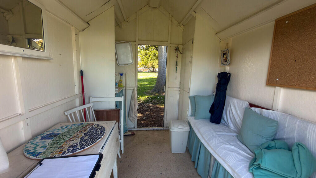 Beach Hut 265 photo 5