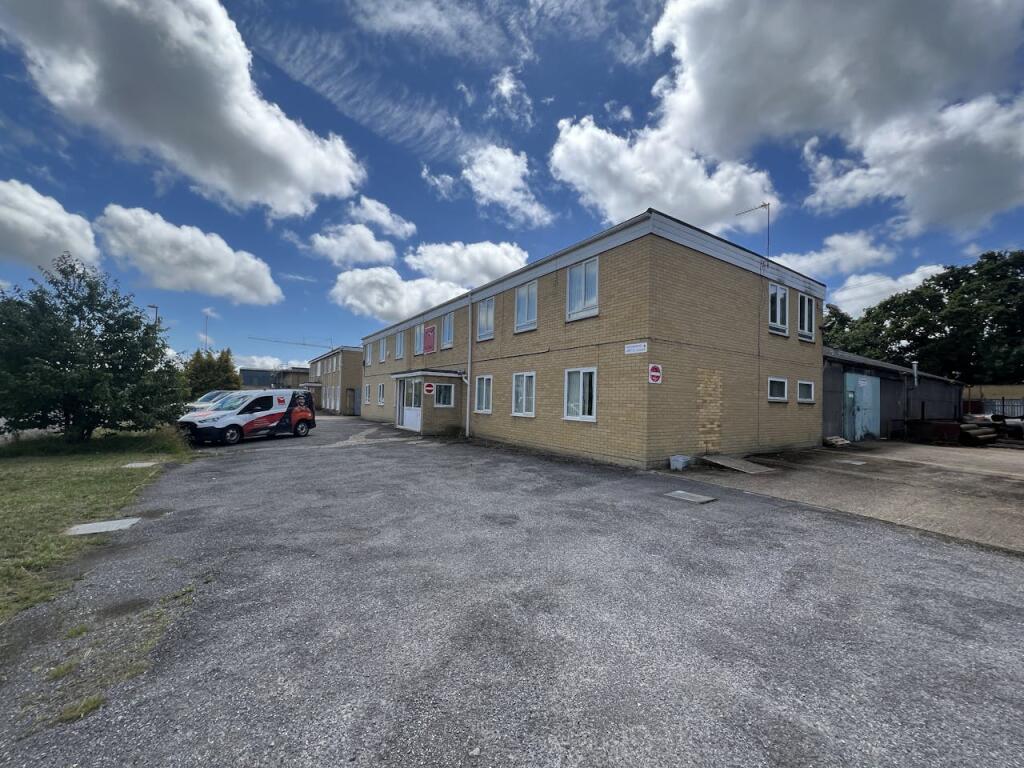 Main image of property: Unit 6 Hardley Industrial Estate, Hardley, Southampton, SO45 3NQ