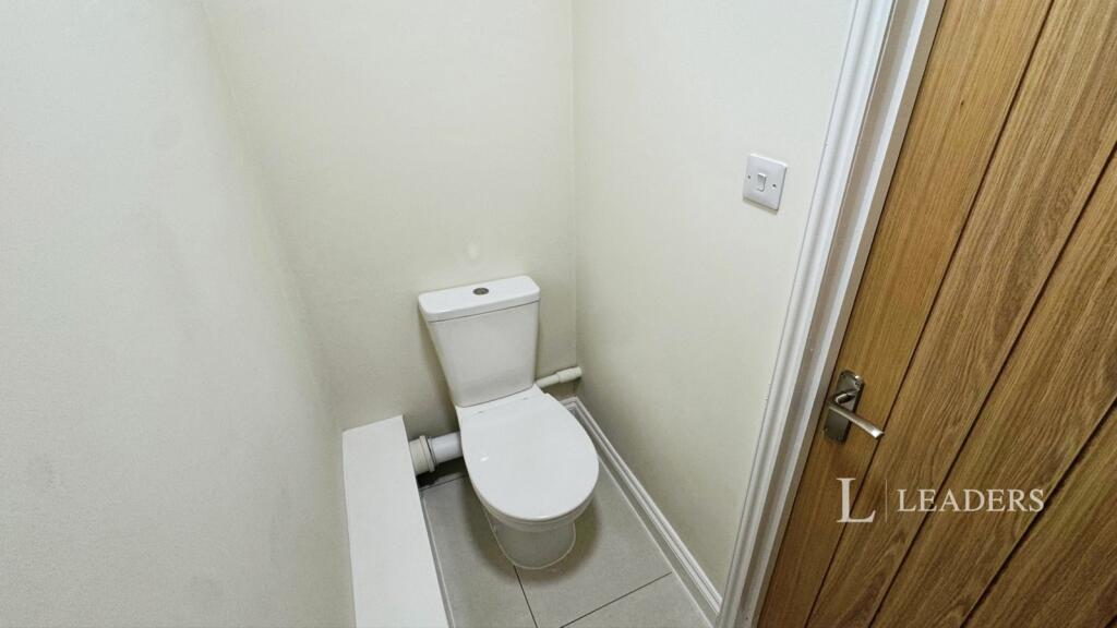 House in Peterborough - View 5