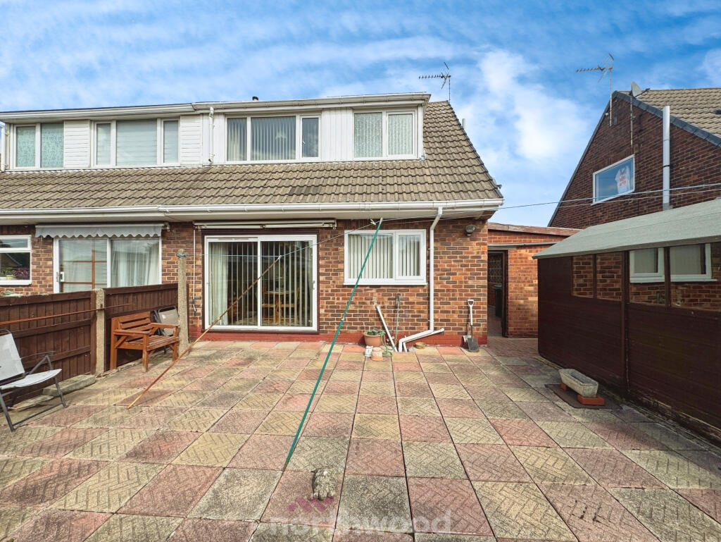 Newholme Drive, Moorends, Doncaster, DN8 photo 2