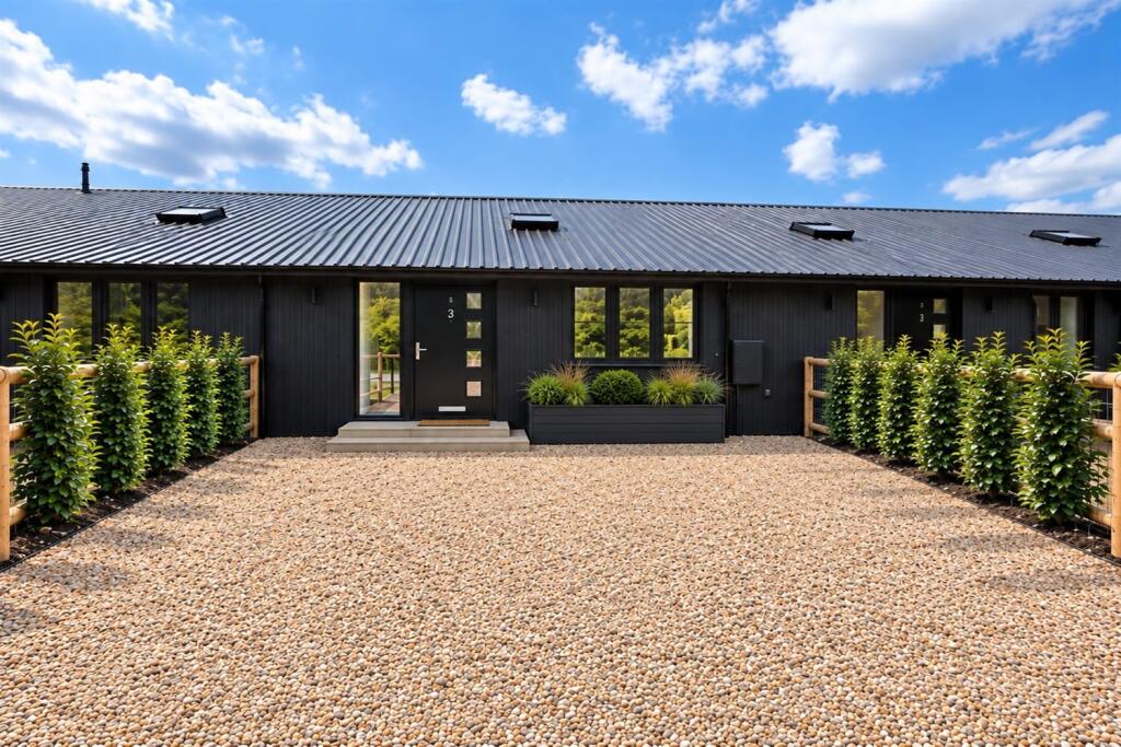 Main image of property: The Fallows, Hazeldene Lane, North Chailey, BN8