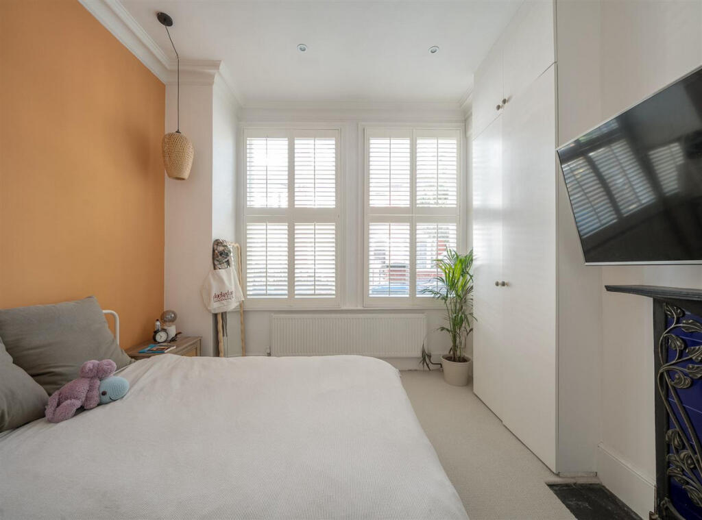 Apartment in London, Queen's Park - View 4