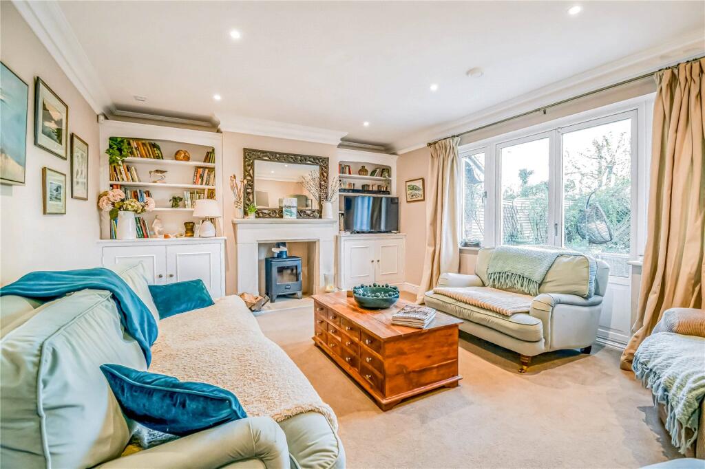 House in Swindon - View 5