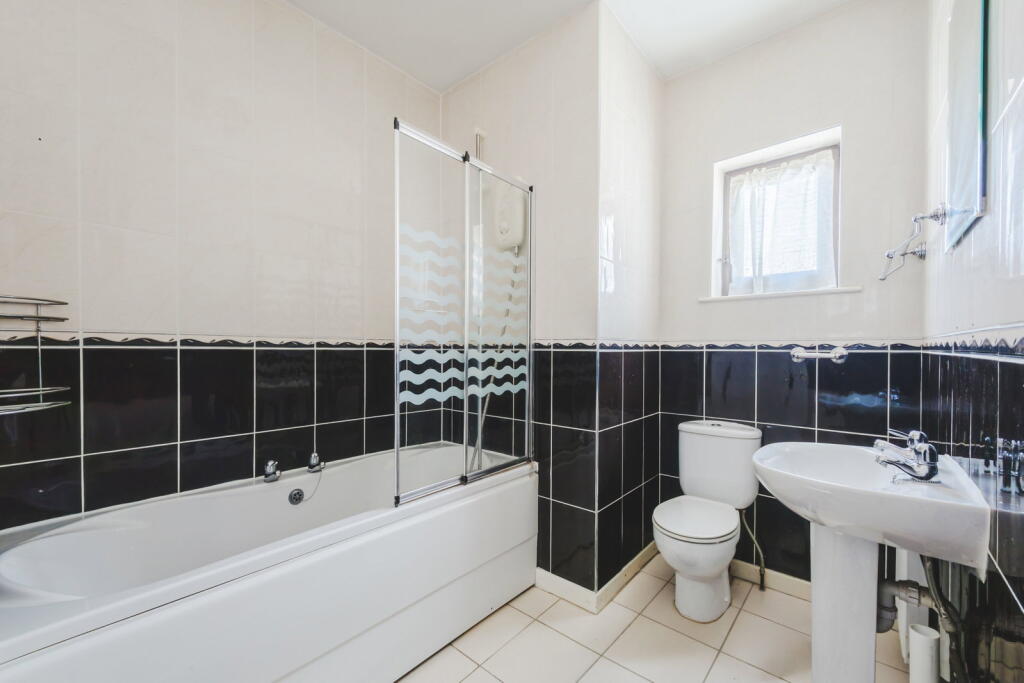 Main image of property: Cheney Manor Road, Swindon, SN2 2NT