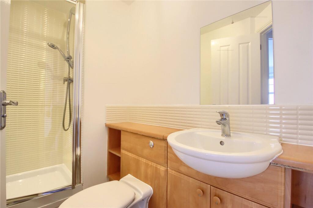 House in Stockton-on-Tees - More