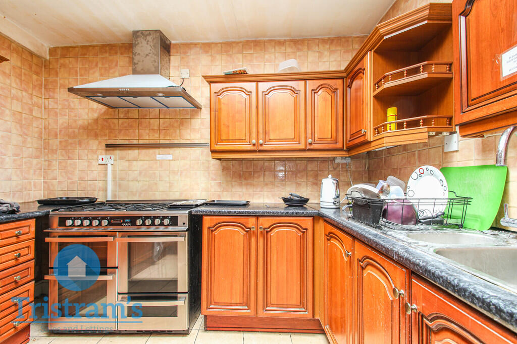 1 bedroom house share for rent