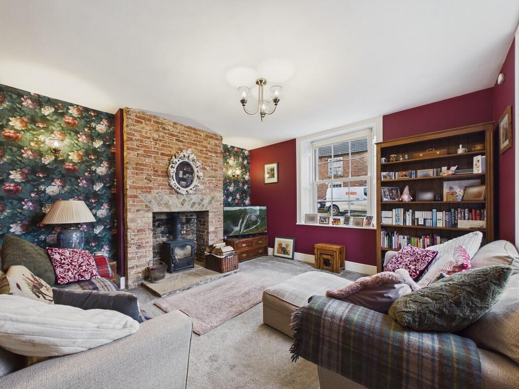 4-bed detached on Lincoln Road, Wragby, £450,000