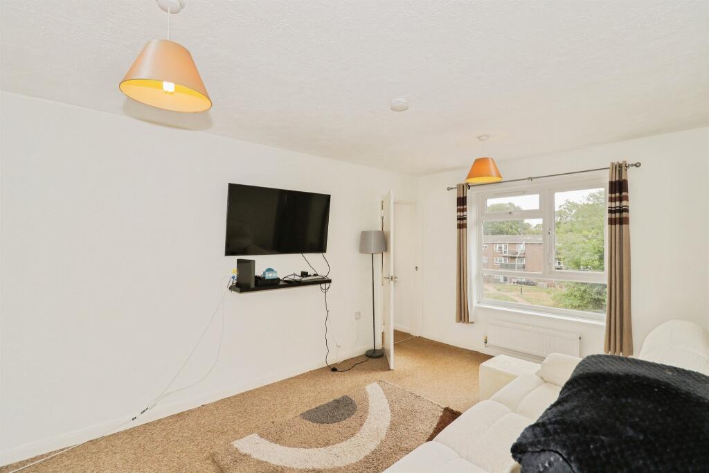 Apartment in Norwich - View 5