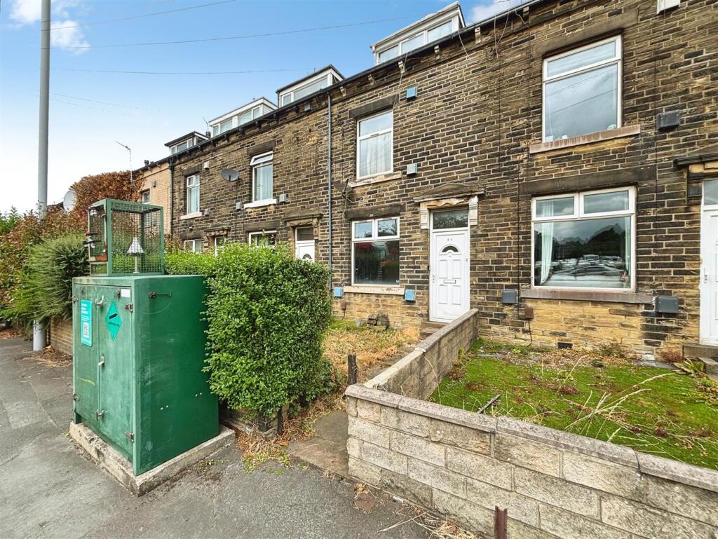 Main image of property: Mayo Avenue, Bradford, BD5 8HR