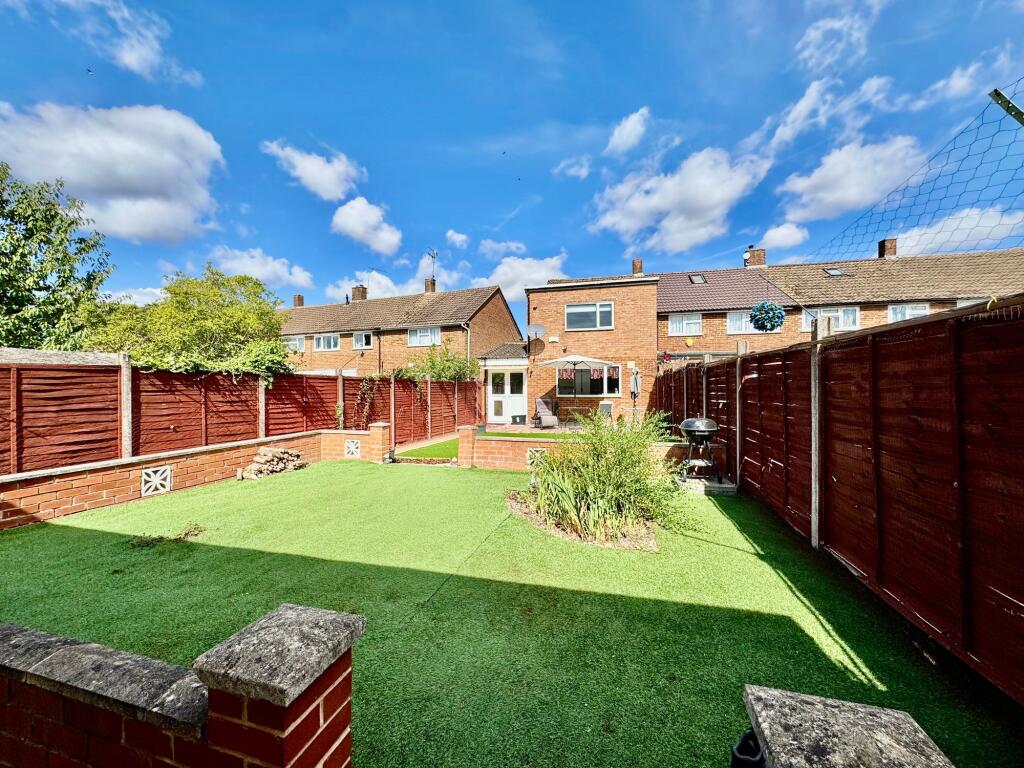 Main image of property: Briar Close, Luton, LU2