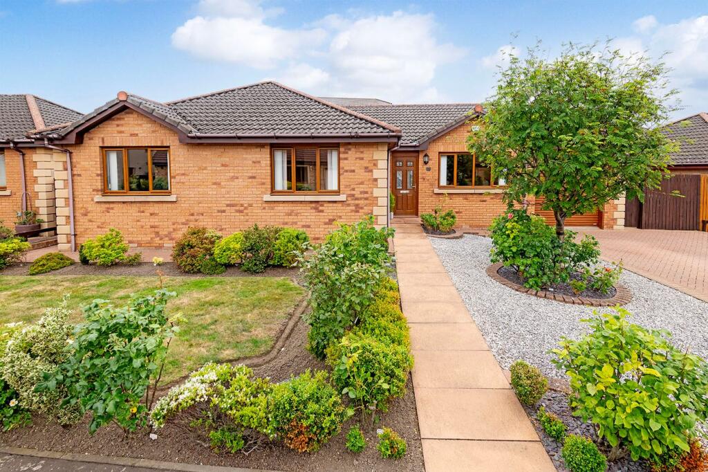 Main image of property: Craigfoot Walk, Kirkcaldy, KY1