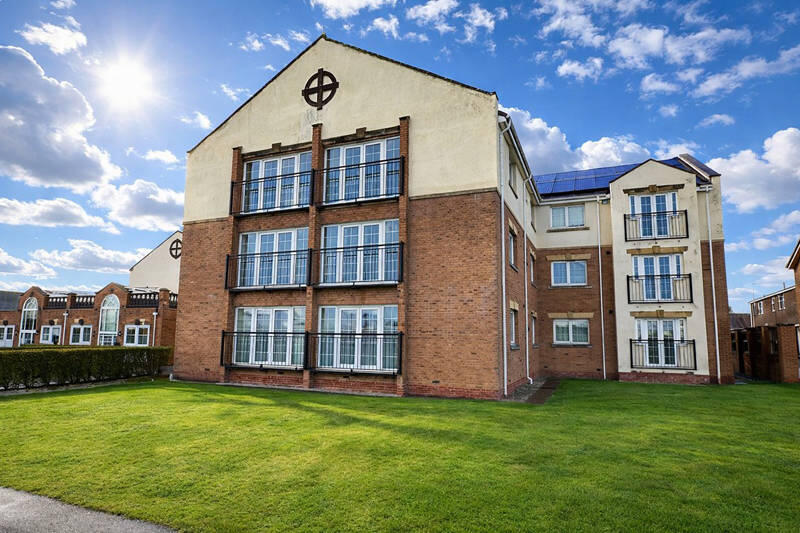 Main image of property: WARREN MANOR - THORNTON CLEVELEYS - FY5 3TG