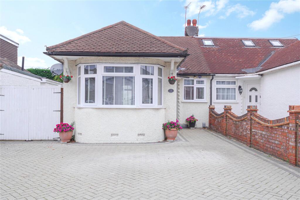 Main image of property: Villiers Avenue