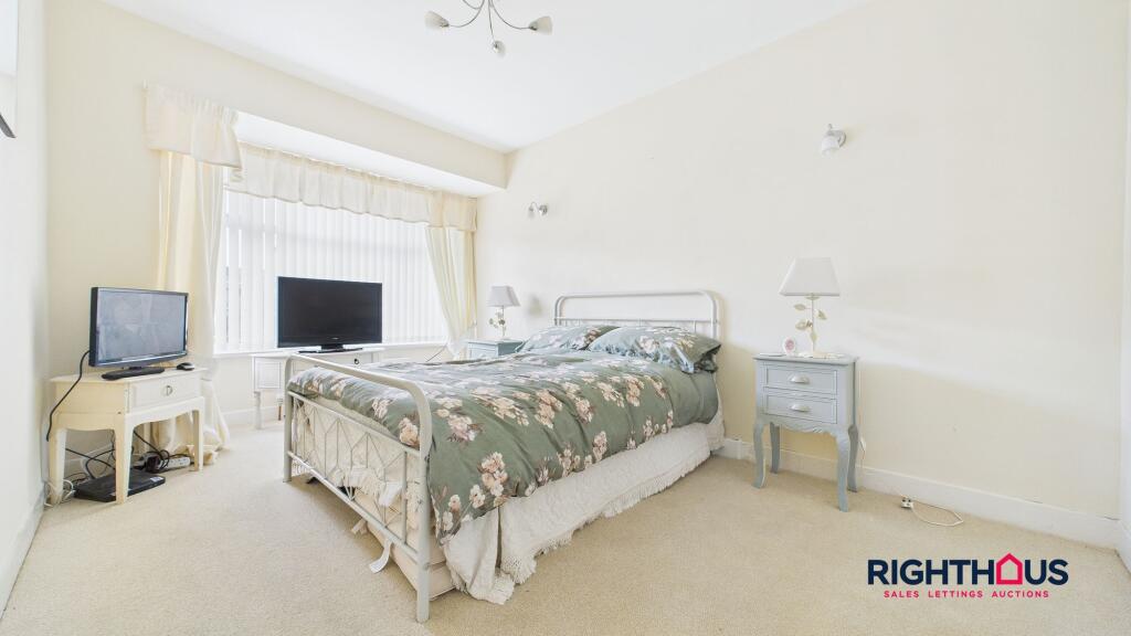 Additional image 4 of Mostyn Grove, Bradford, BD6