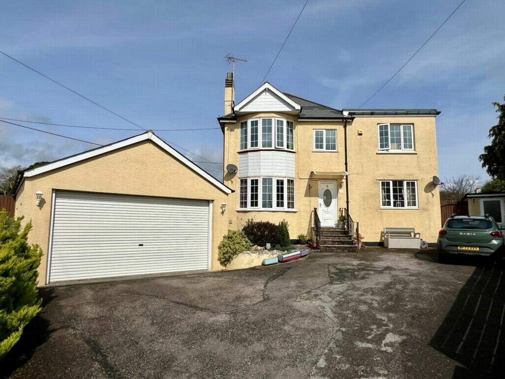 5-bed detached on Henty Avenue, Dawlish, EX7, £550,000