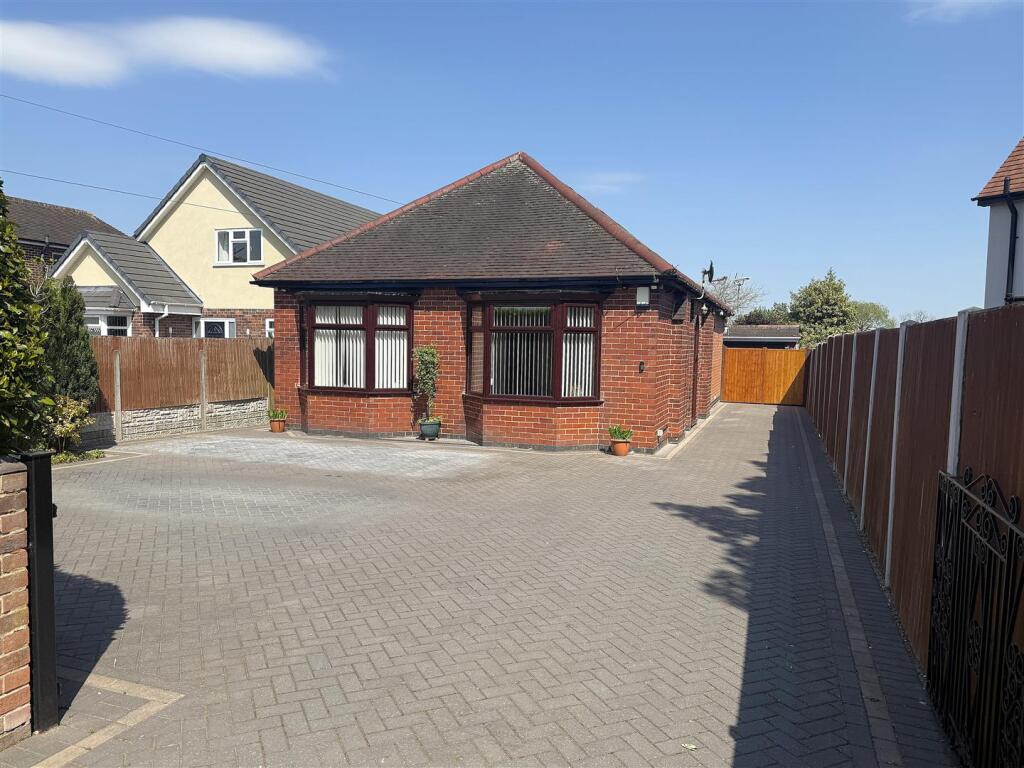 Main image of property: Claymills Road, Stretton, Burton-On-Trent