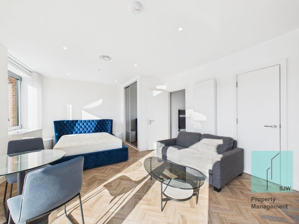 Studio apartment for rent