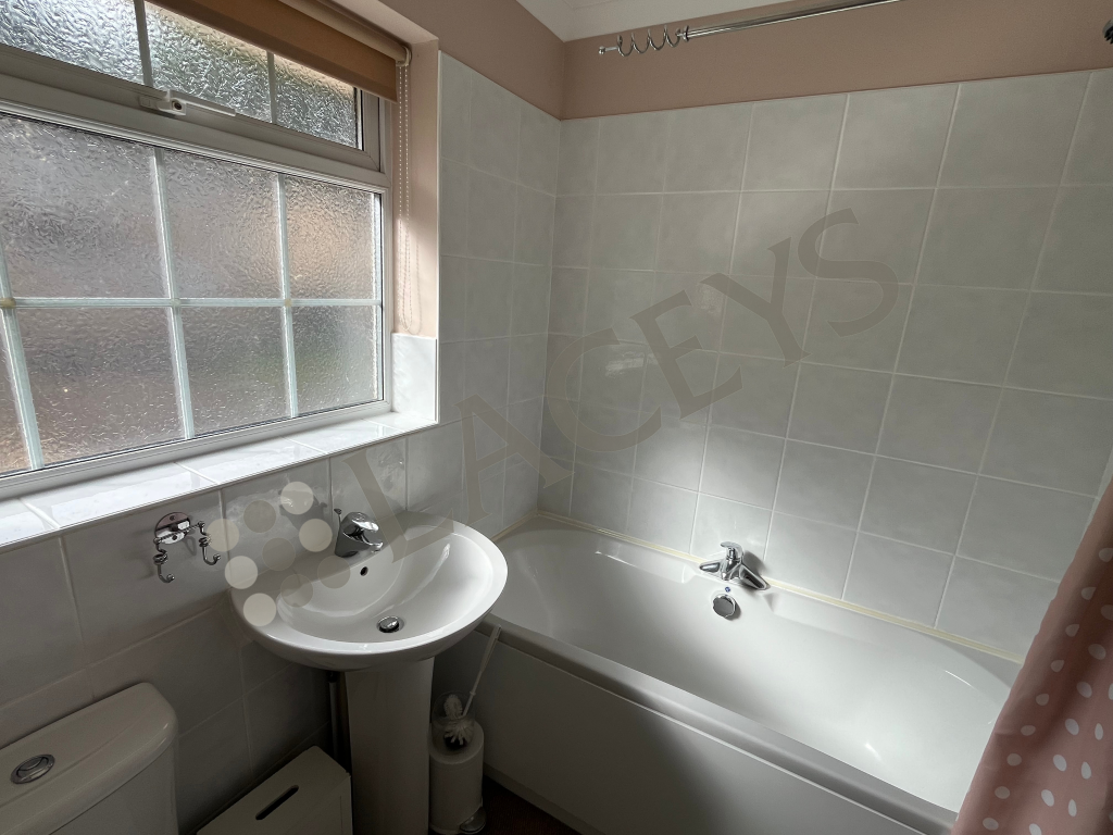 House in Yeovil, Preston Plucknett - More