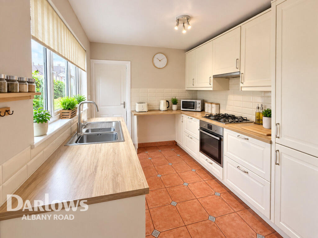 House in Cardiff, Maindy, Cathays - View 4