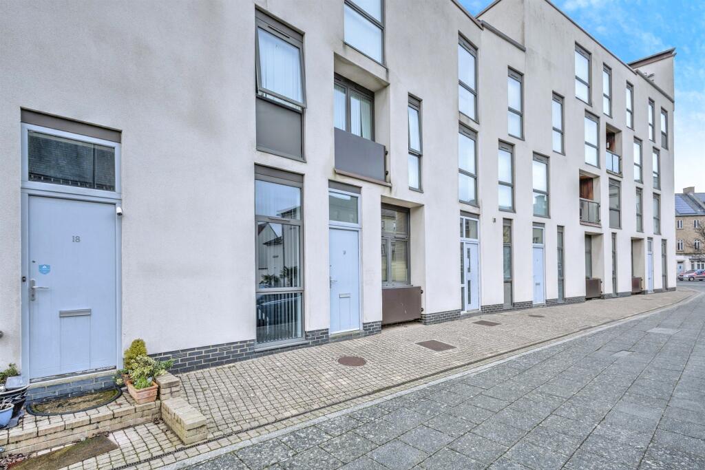 Main image of property: West Street, Upton, Northampton