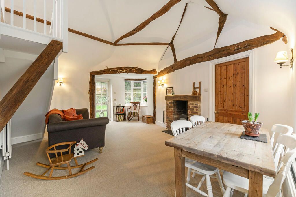 House in Liss, East Liss - View 5