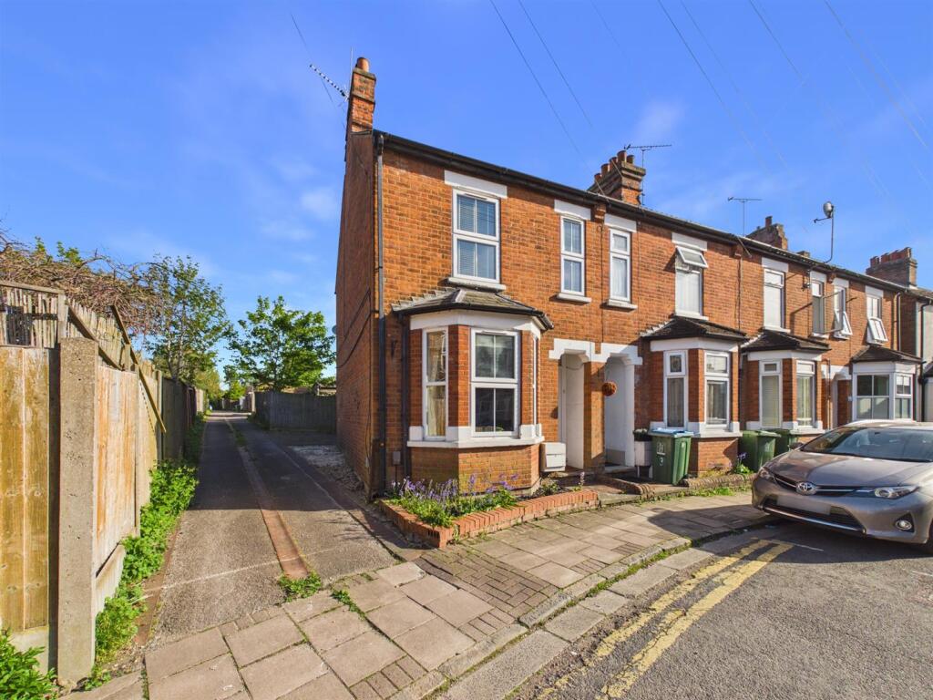 Main image of property: Princes Road, Aylesbury, Buckinghamshire
