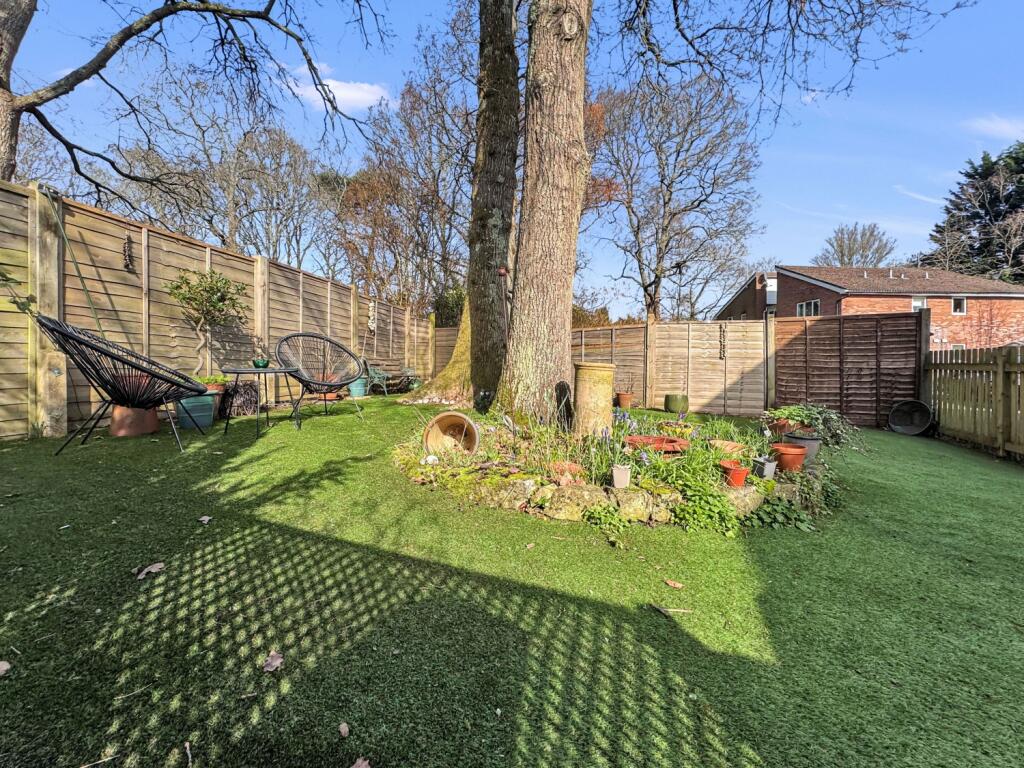 Kent Road, Whitehill, Bordon, Hampshire, GU35 photo 3