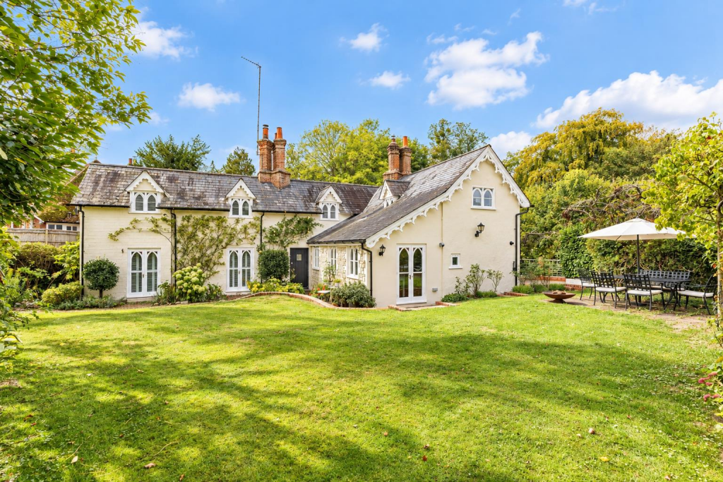 Main image of property: Selborne