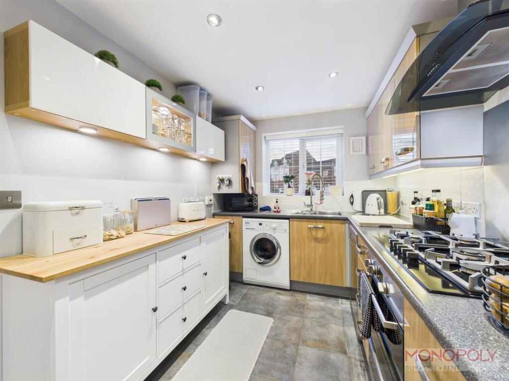 Hardwick Drive, Gwersyllt, Wrexham photo 2