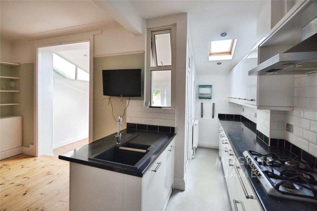House in Cardiff, Penylan - View 5