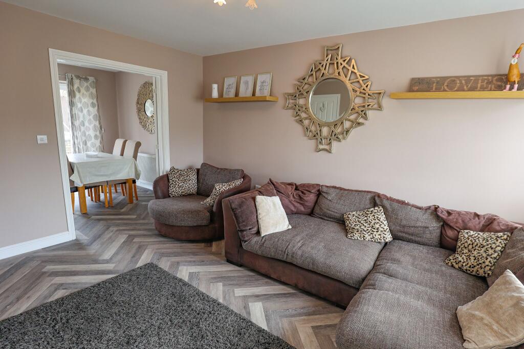 Kingfisher Drive, Heysham, Morecambe photo 4