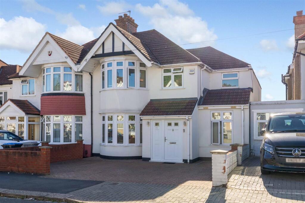 Main image of property: Valley Drive, London