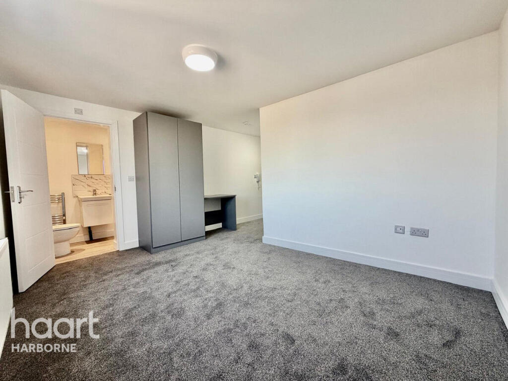 Additional image 6 of Brand New En-suite Rooms, Oldbury