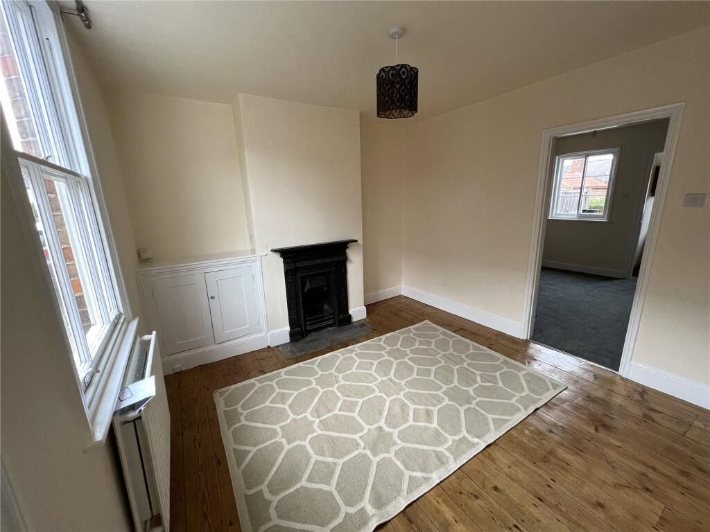 House in Nottingham - View 2