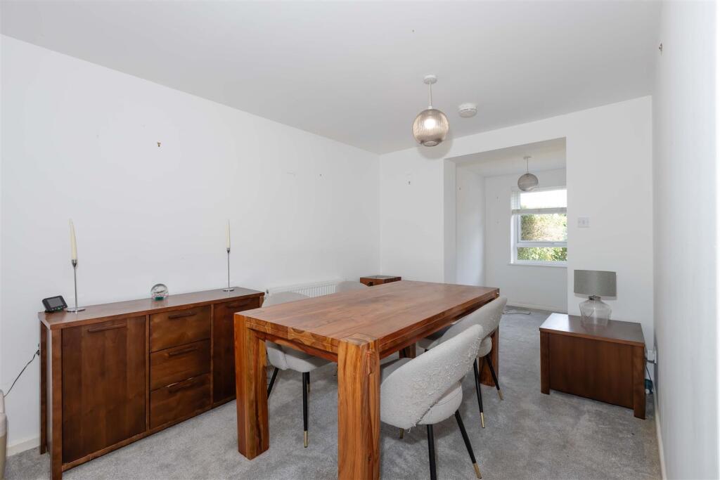 Roedean Road, Worthing photo 5