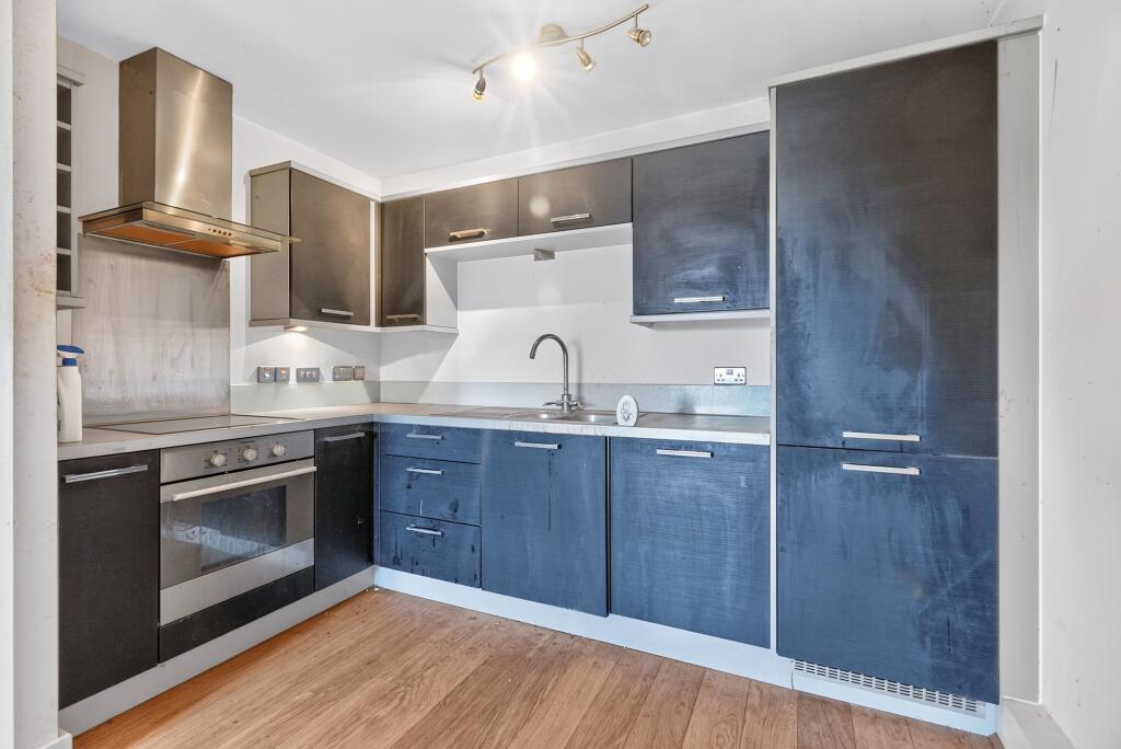 Apartment in Stevenage - More