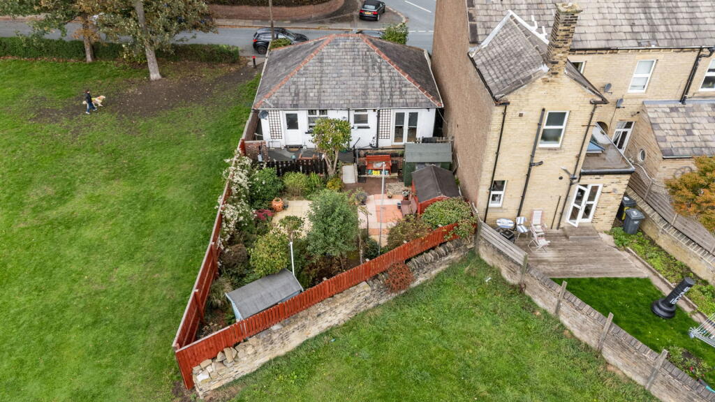 Garden Road, Brighouse, HD6 photo 3