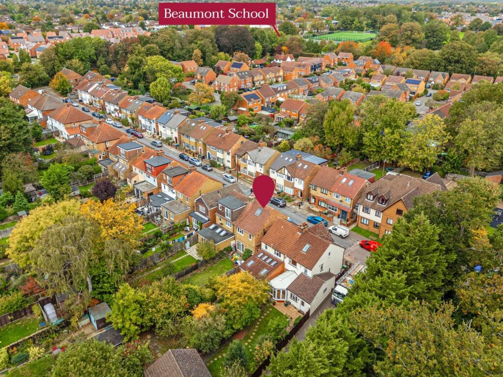 Wynchlands Crescent, St. Albans, Hertfordshire, AL4 photo 3
